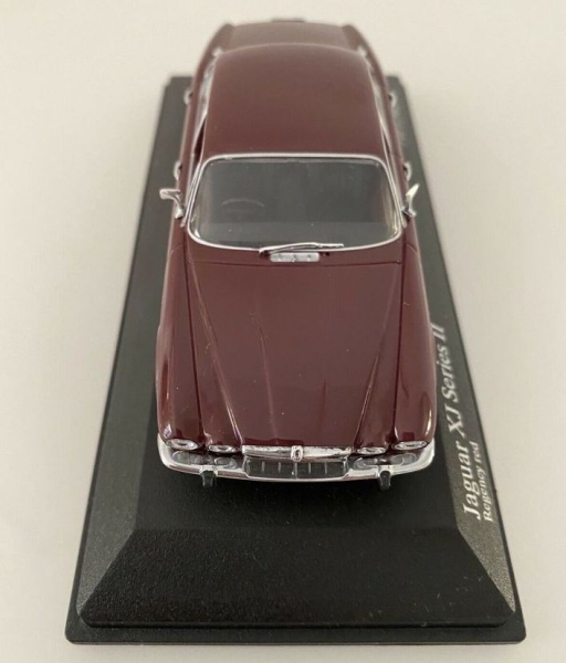 Minichamps Paul's Model Art Jaguar XJ 12 Series II 1975 limitiertes Metallmodell (2042)